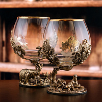 Набор из 2-х бокалов для коньяка "Медведь и Медведица"(Ст), в деревянной шкатулке  из массива
